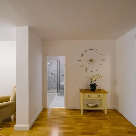 Apartment Grand Park Nude Iulius Mall *