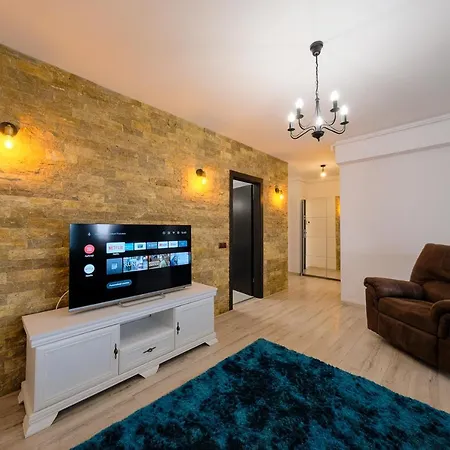 Grand Park Nude Iulius Mall Apartment